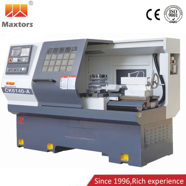 Tour machin CNC